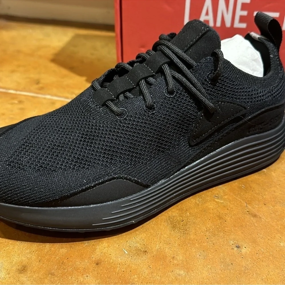 Nwt Lane Eight trainer sneakers. Mens or women’s 1002. Size 7.5.